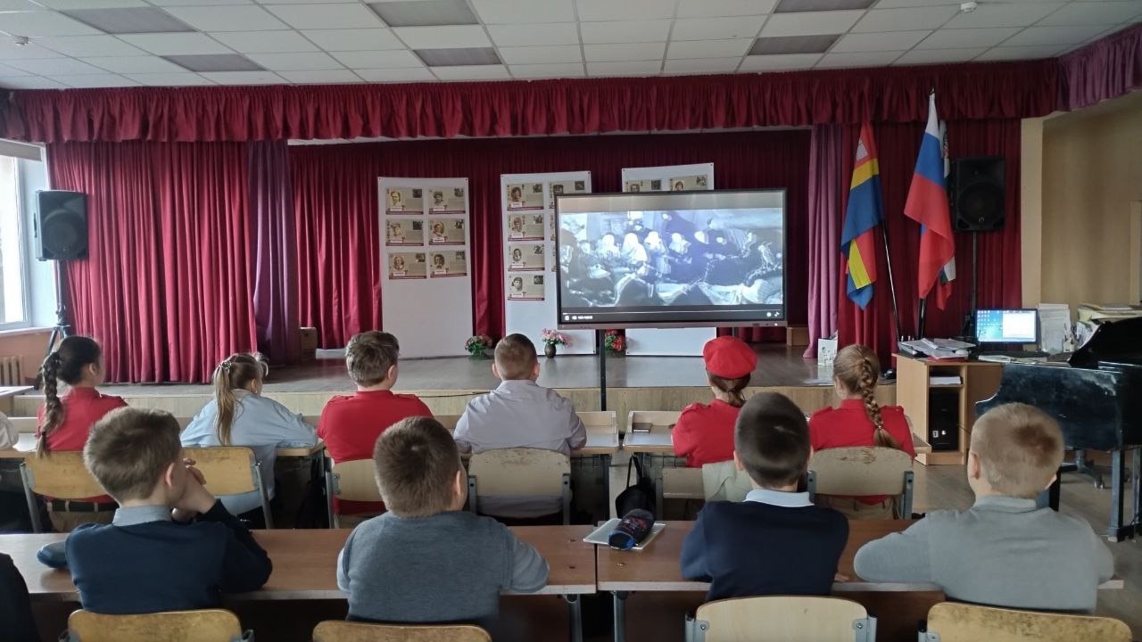 «БЛОКАДНОЙ ПАМЯТИ СТРАНИЦЫ».